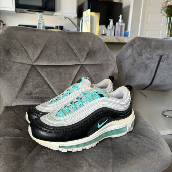 NIKE Women’s air max size 8 - Picture 4 of 4